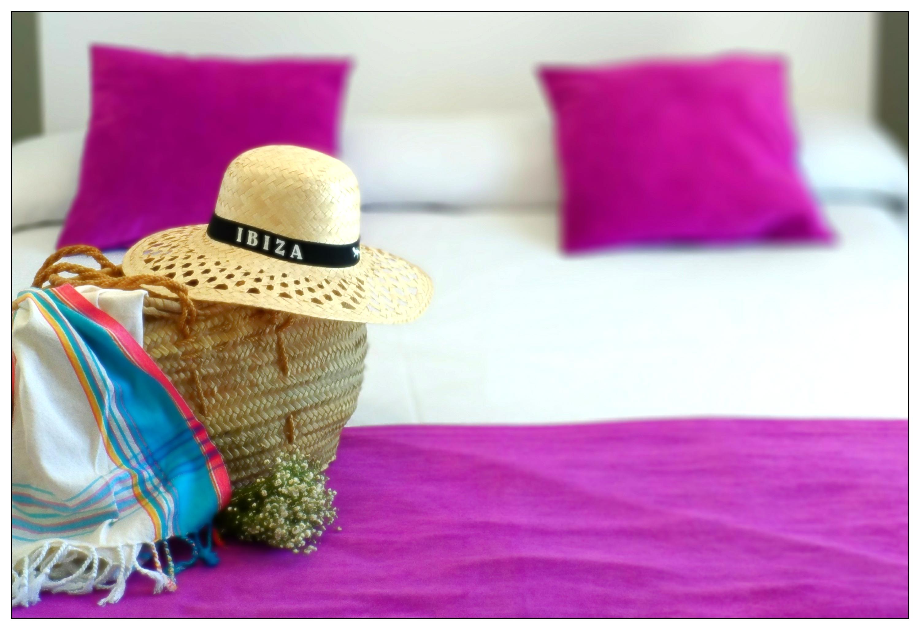 Aparthotel Nereida San Antonio  Bagian luar foto