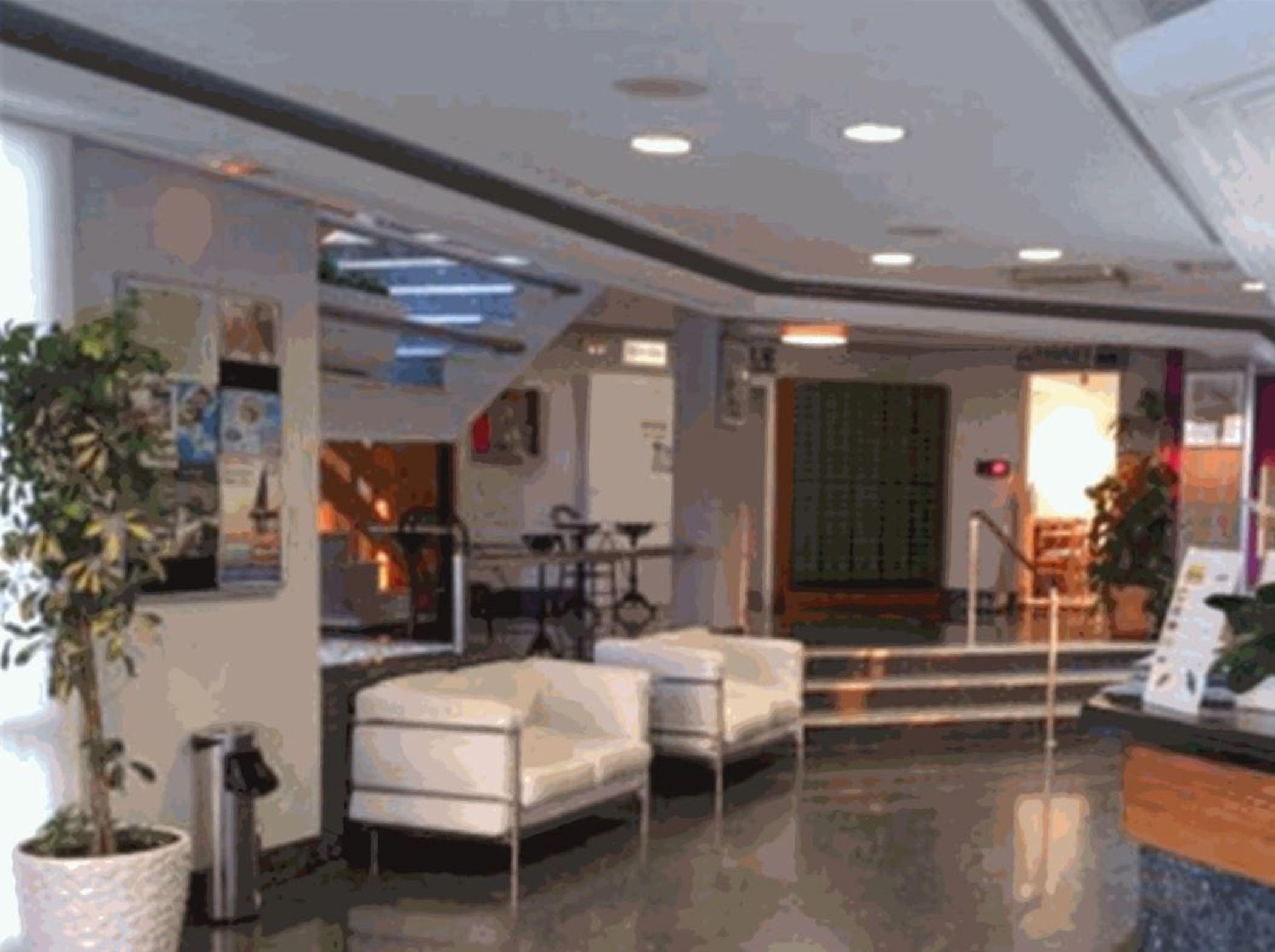 Aparthotel Nereida San Antonio  Bagian luar foto